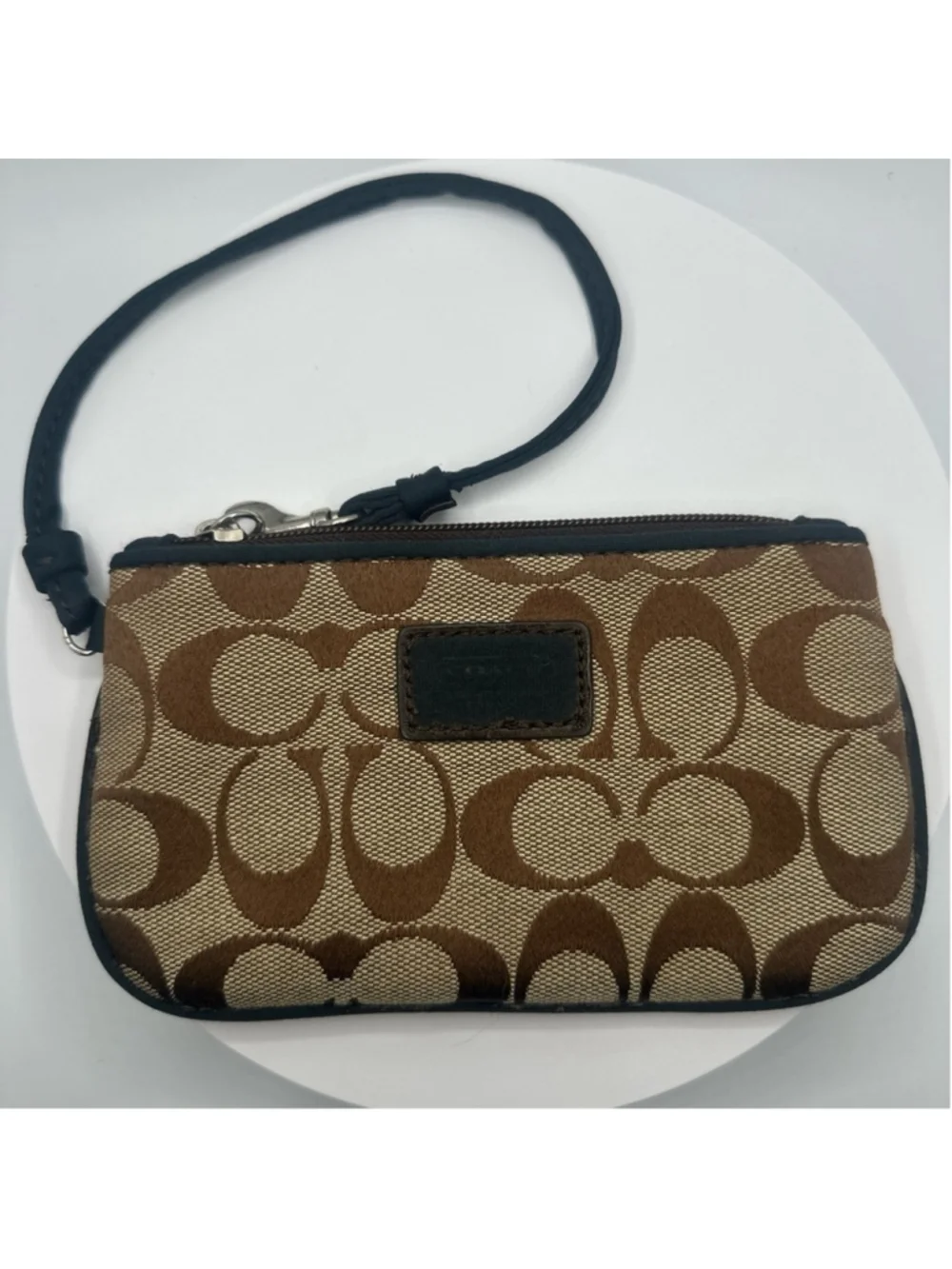COACH TAN AND BROWN SIGNATURE WRISTLET EUC